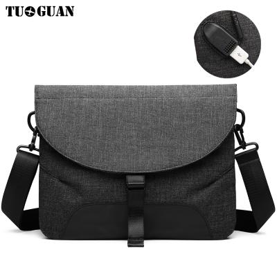 China Custom Lightweight Men's Messenger Bag Crossbody Shoulder Bag Logo Fashion Sling Bag CF8001K for sale