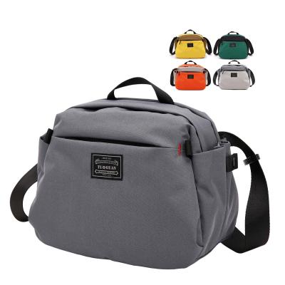 China Guangzhou Manufacturer Eco - Friendly Wholesale Shoulder Sling Messenger Bag For Women for sale