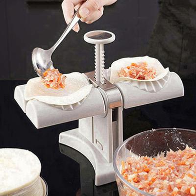 China Sustainable Type Kitchen Peel Maker Pizza Wrapping Dough Household Presser Manual Pastry Presser for sale