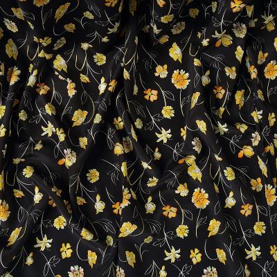 China Anti Pill 16mm Mulberry Silk Crepe De Chine Factory Chinese Professional 100% Silk Digital Flower Print Fabric For Dress Fashionable for sale