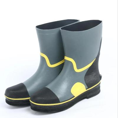 China Cushioning Safety unisex pvc good quality working rubber pvc rain boots gum boots with steel toe for sale adults for sale