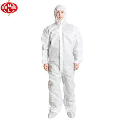 China Microporus Laboratory Nonwoven Material Disposable Protective Safety Worksuits For Industry Use for sale