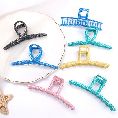 China Popular Women Color Decorative Pattern Metal Hairpin Women Barrette Hair Claw Clips Hair Accessories for sale