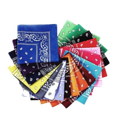 China Handsome Sports Scarf 2021 Fashion Paisley Bandana Personality Cotton Square Bandanas Bandanas for sale