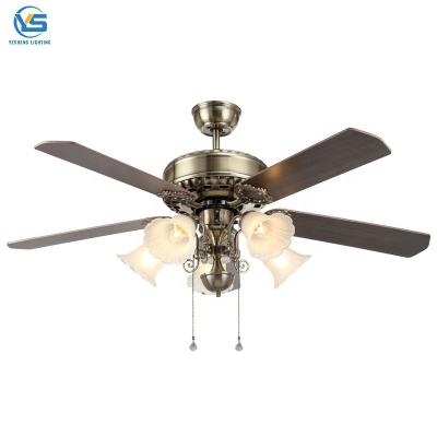 China 52 inch solid wood blade 5 steel blades ceiling fans with light Remote Control en venta