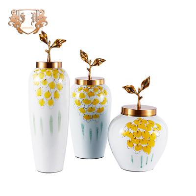 China modern modern chinese porcelain ceramic vase for home decor for sale