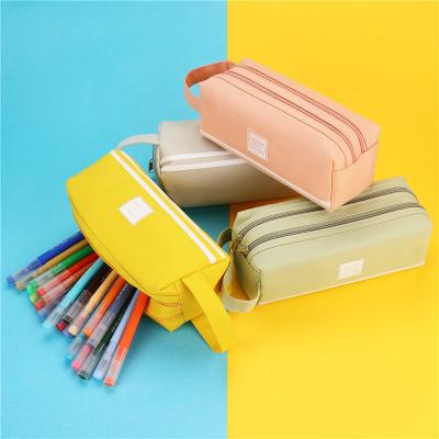 China Portable Canvas Storage Bag Pen Bag School Student Durable Cute Material Pencil Pouch Canvas Pen Pencil Bag With Zipper 05089 for sale