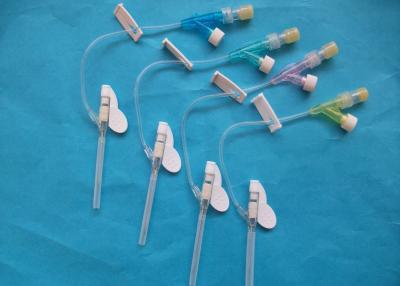 Cina Cannula eliminabile IV di I.V. Catheter Surgical Accessories con il tipo del foro di iniezione Y in vendita