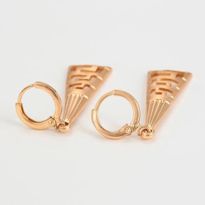 China Hot Selling Luxury Classic Eardrops Gold Plated Good Quality Brass Eardrops Drop 18k Earring Hoops for sale