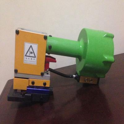 China Portable ACP ACP Punching Machine for Punching Aluminum Composite Panel for sale