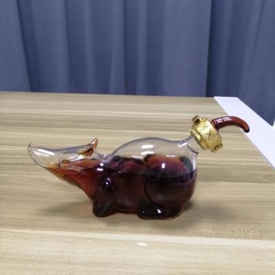 China Europe 100ml Medium High Borosilicate Mouse Shape Wine Favorite Bottle Glass Decanter Wine Set for sale