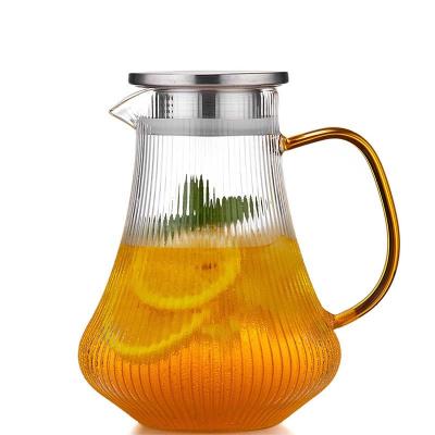 China Glass Juice 1600ml Large Capacity Viable Cold Glass Drinking Water Jug With Lid for sale