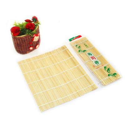 China 2019 Viable Yellow Bamboo Sushi Mat Sushi Roll Maker Hot Selling Sushi Bazooka for sale