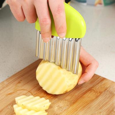 China Viable Potato Cutter Chip French Fry Maker Stainless Steel Chopper Kitchen Knife Chopper French Fries Knife Wavy Frying Maker Tools for sale