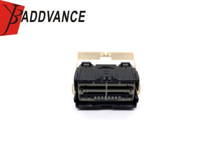 China Generation 52 Pin YAZAKI 7289-8815-30 PCM ECU Automotive Connector For Car for sale