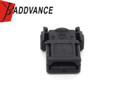 Cina 0125450428 2 Pin Black Waterproof Automotive Connectors Mercedes Benz in vendita