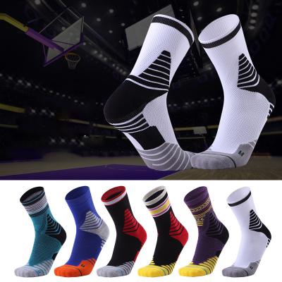 China Factory Wholesale Breathable Athletic Elite Mid Calf Basketball Socks Cushioned Athletic Sports Boots Breathable Crew Socks For Women Men for sale