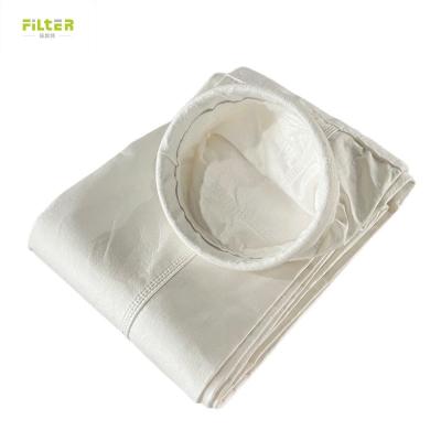 Cina High Temperature PPS P84 PTFE Needle Felt Dust Collector Filter Sleeves in vendita