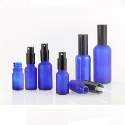 China Eco-friendly Recyclable Empty Blue Glass Spray Bottles Vaporizador With Fine Mist Sprayer For Essential Oil Perfume Atomizer for sale