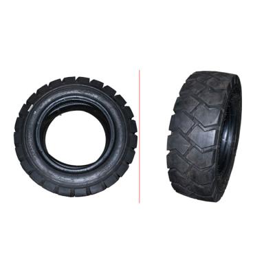 China Building Material Stores Inflatable Forklift Tire CY-28x9-15/CL621 for sale