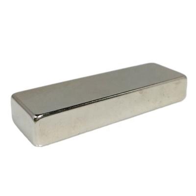 China Industrial Magnet Neodymium Block Magnets with Through Thickness Magnetization Direction for sale