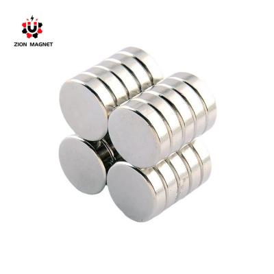 China Industrial Magnet Super Strong N52 Large Round Neodymium Magnet with Epoxy Coating for sale