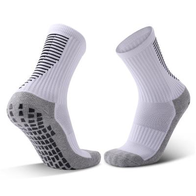 China Antibacterial Wholesale Team Football Socks In Running Anti Slip Athletic Socks Grip For Men for sale