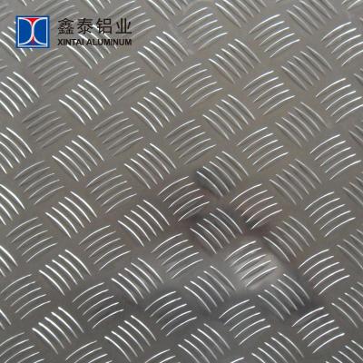 China Non Slip Floor Aluminum Treadplate 5 Bar 5052 H114 5052 O 5052 H32 for sale