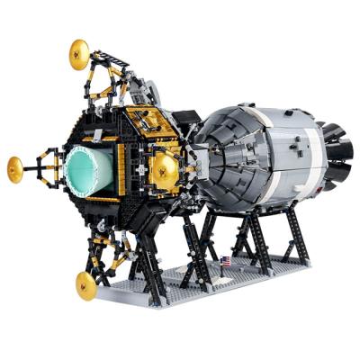 China Electronic Toy China Wholesale Plan Apollo Spacecraft Building Blocks King 21006 Mold Star Compatible with all major brand legou toys for boy for sale