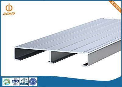 Chine 6000 extrusion en aluminium de la série T4 T5 T6 traitant le Decking de remorque à vendre