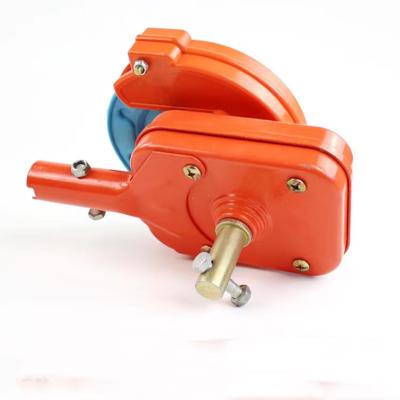 China Agricultural Greenhouse Low Price PE Film Greenhouse Self Locking Manual Wind Up Unit Sidewall Winder Hand Winch for sale