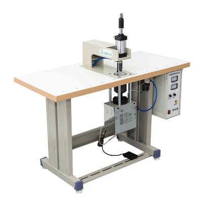 China Garment Shop Nonwoven Spot Welding Machine for Surgical Gown Weld Handle Bag Shopping Bag Ultrasonic Welding Machine for sale