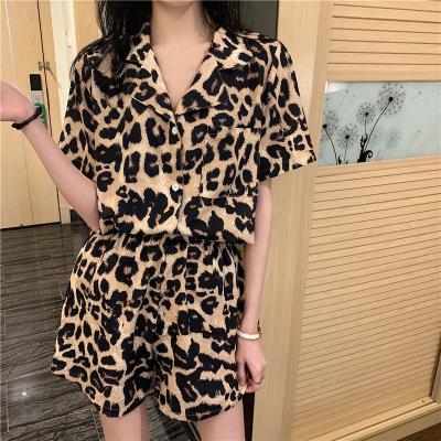 China Wholesale QUICK DRY Wholesale Short Sleeve Cardigan Nightgowns Summer Nightgowns Women Pajamas Women Pajamas Set for sale