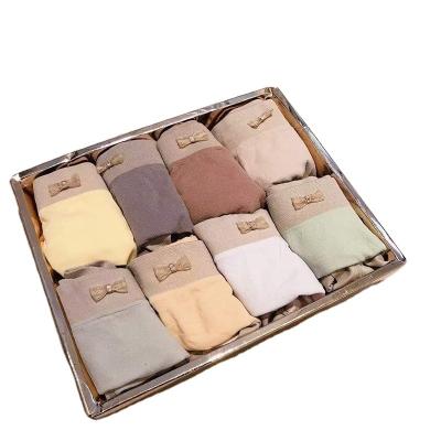 China New Fashion Breathable Seamless Mid Waist Underwear Set Gift Boxed 8 Pieces Natural Silk Friendly Panties for sale