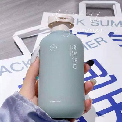 China 330 ml 550ml PET  shampoo bottle plastic bottle Round Shoulder Flip Squeeze Body wash and shower gel bottle for sale