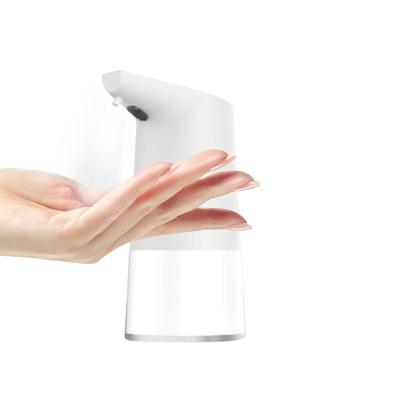 China 2020 Automatic Infrared Foam Soap Dispenser New Product Touchless Spray Hand Alcohol Dispenser for sale