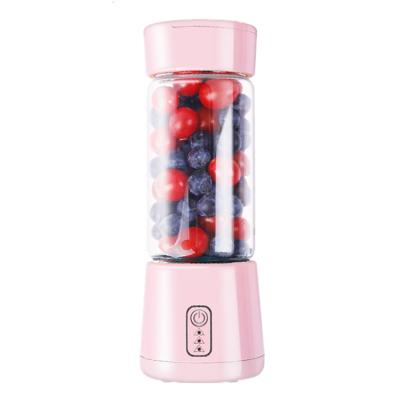 China Car Personal Size Mini Sport Battery Powered Blender Travel Milkshake Smoothie Squeezer Mini Portable JuicPortable Rechargeable Juicer for sale