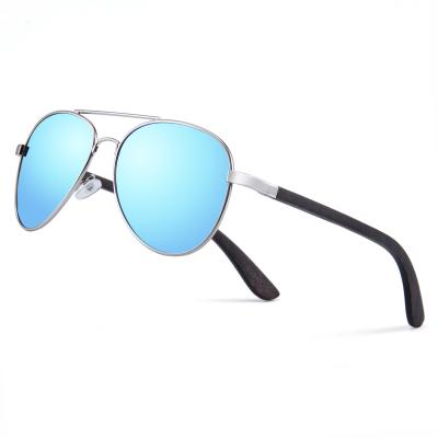 China Hot Selling Fashion Sunglasses New 2020 Patches Wooden Lens Sunglasses Men's Sunglasses for sale