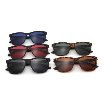 China Fashion Sunglasses China Square Frame Factory Polarized Lens Shade Sunglasses Fashionable Woman Colored Lens Sunglasses for sale