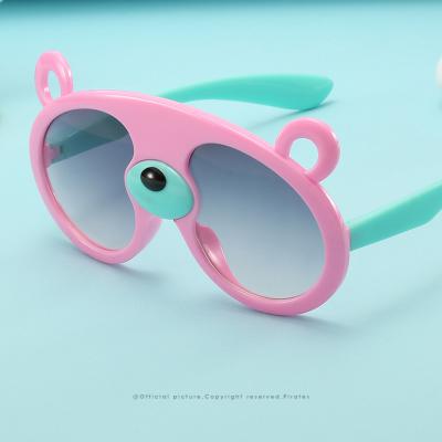 China 2021 fashion sunglasses GGLE61013 kids eyewear cute bear lovely newest shading party kids panda sunglasses for sale