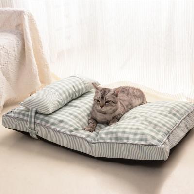 China Hot Selling Waterproof In The Four Seasons Luxury Pet Bed Hutch Pet Beds Accessories for sale