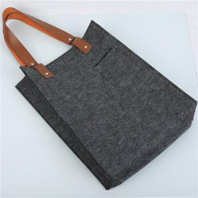 China Wholesale Reclycled Design Fashion New Women Felt Shoulder Bag With Leather Handles for sale