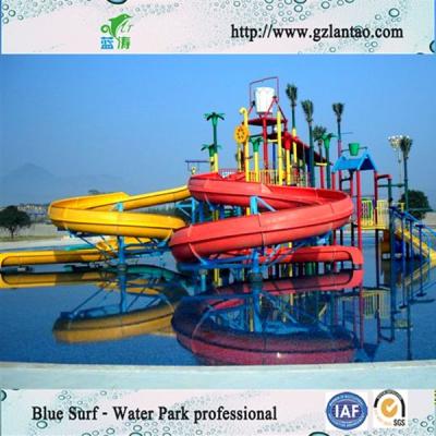 China Waterhuis met het Spiraalvormige Materiaal van het het Waterpark van de Waterdia, het Parkmateriaal van de Waternevel Te koop