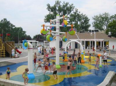 China Spray-Park und keine Pool-Wasser-Park-Ausrüstungen, bereiten und Ableitung auf zu verkaufen