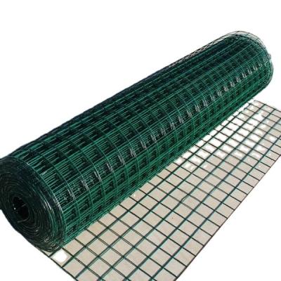 China Durable Welded Iron Wire Fence Mesh Roll And Cold Galvanized Bright Strong Rust-Resistant Wire Mesh for sale