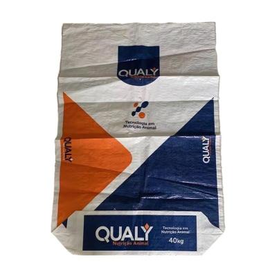 China Customizable Animal Feed Packaging Bags for Various Applications for sale