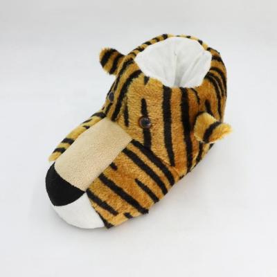 China 2020 New Design Tiger Animal Toy Men's House Indoor Velvet Slipper for sale