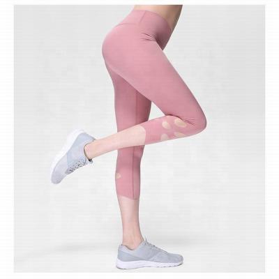 China Breathable Rib Short Sports Pants Fitness Yoga Wear High Waisted Gym Workout Leggings for sale