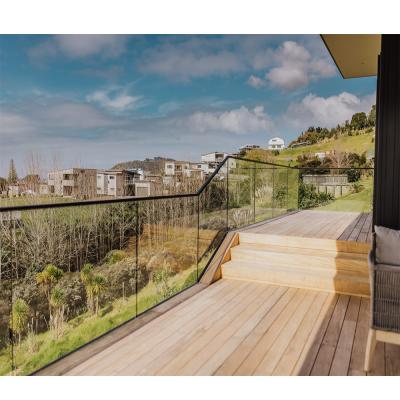 China Modern aluminum u channel balcony frameless glass balustrade for sale for sale