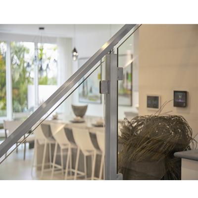 China modern stainless steel glass balustrade post/mini glass fence post/balustrade glass post for sale